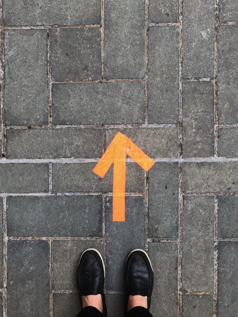 feet arrow